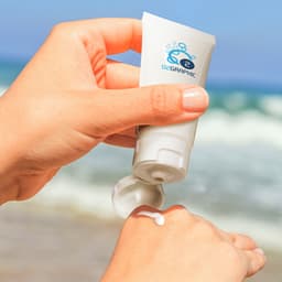 Sunscreen Tube - 30ml - image 4