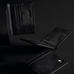 Swiss Peak Anti-Skimming Wallet - image 4