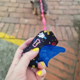 Amigo Pet Bag Dispenser - image 1