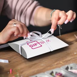Pillow Box - Medium - image 7